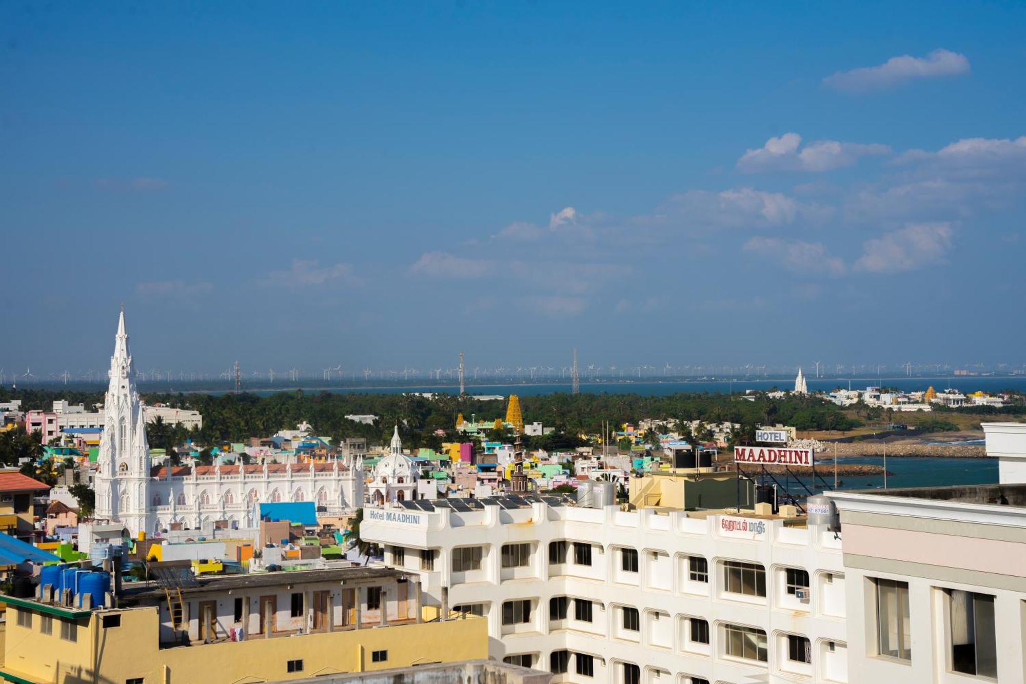 Hotel Sebaa Palace Kanyakumari Exteriör bild